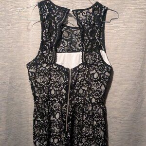 Black lace dress switch zipper size medium